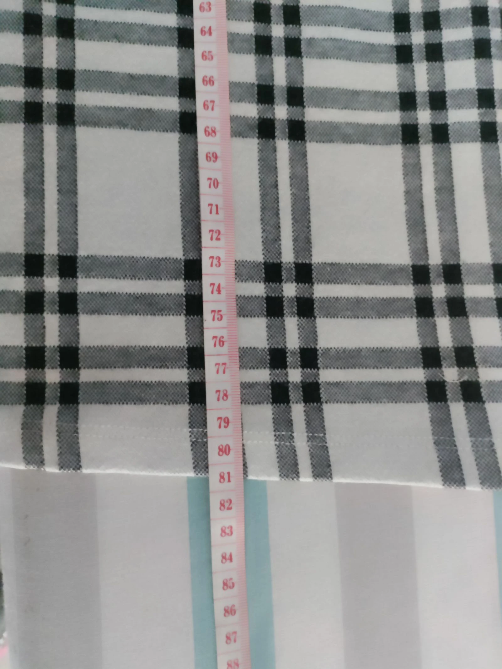 Vestido cuadros blanco y negro Bershka manga larga – Talla S – photo 12